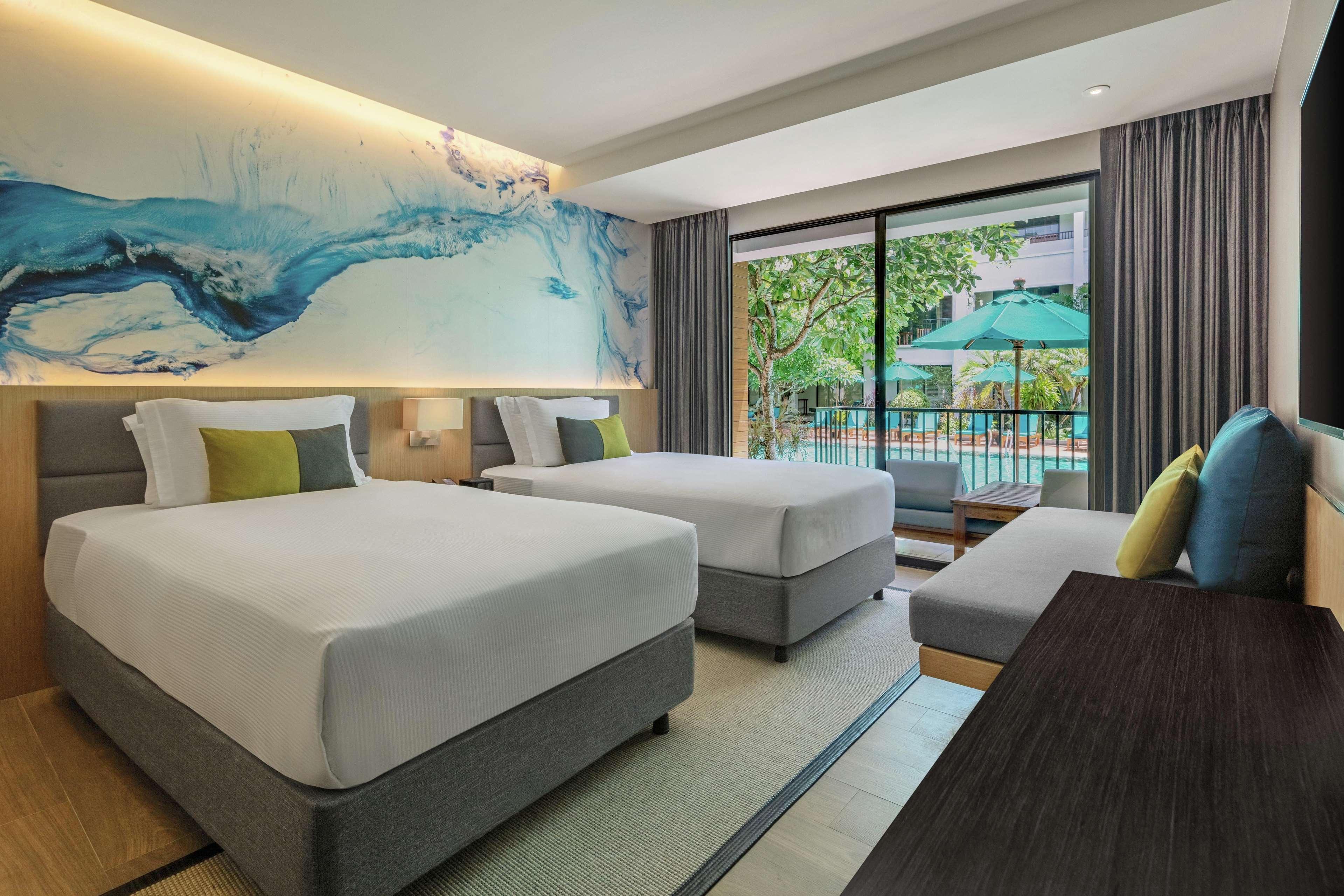 Doubletree By Hilton Phuket Banthai Resort Patong Exterior photo