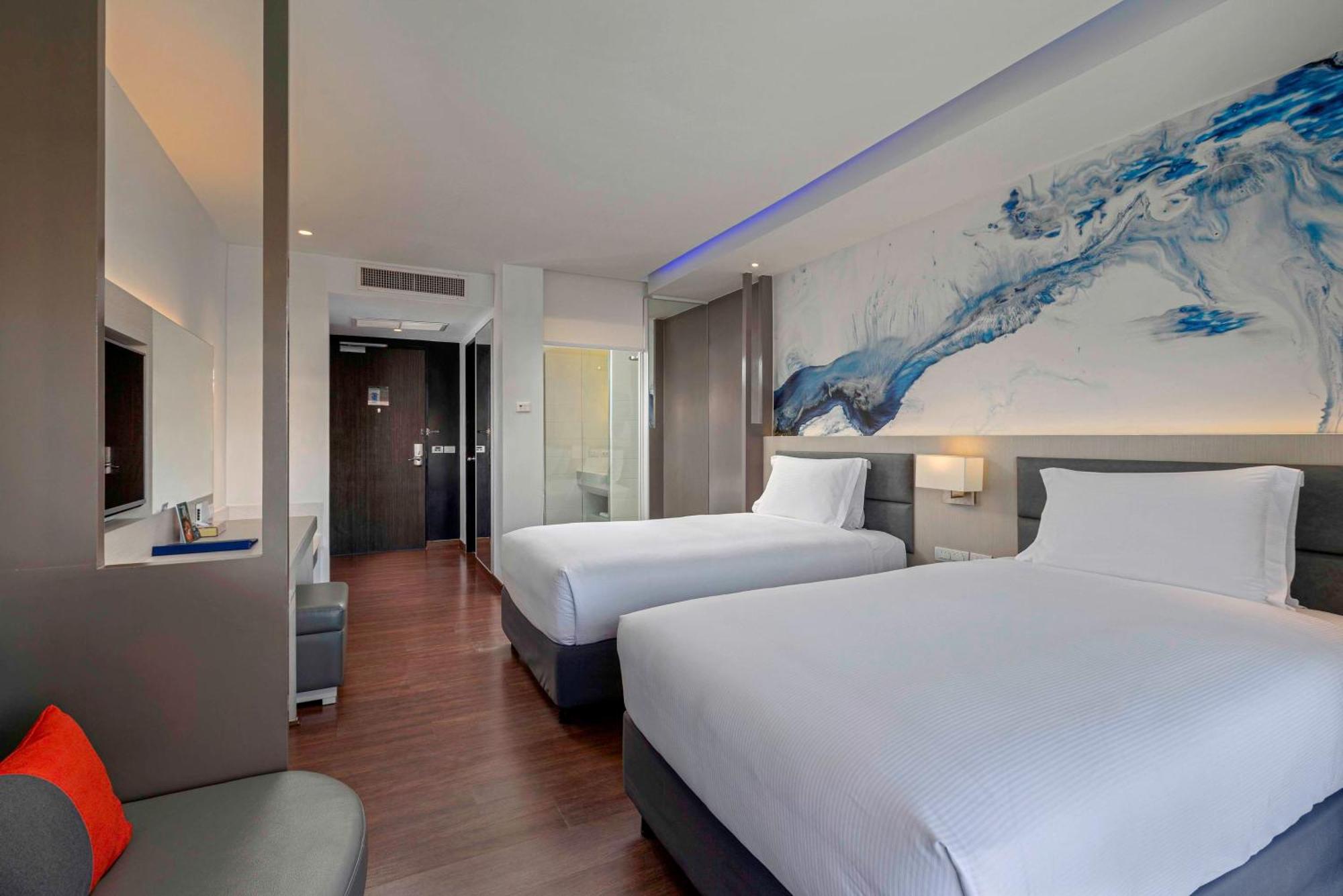 Doubletree By Hilton Phuket Banthai Resort Patong Exterior photo
