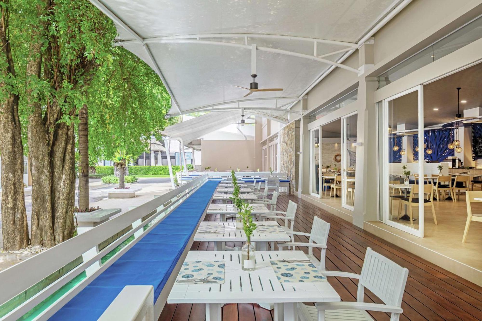 Doubletree By Hilton Phuket Banthai Resort Patong Exterior photo